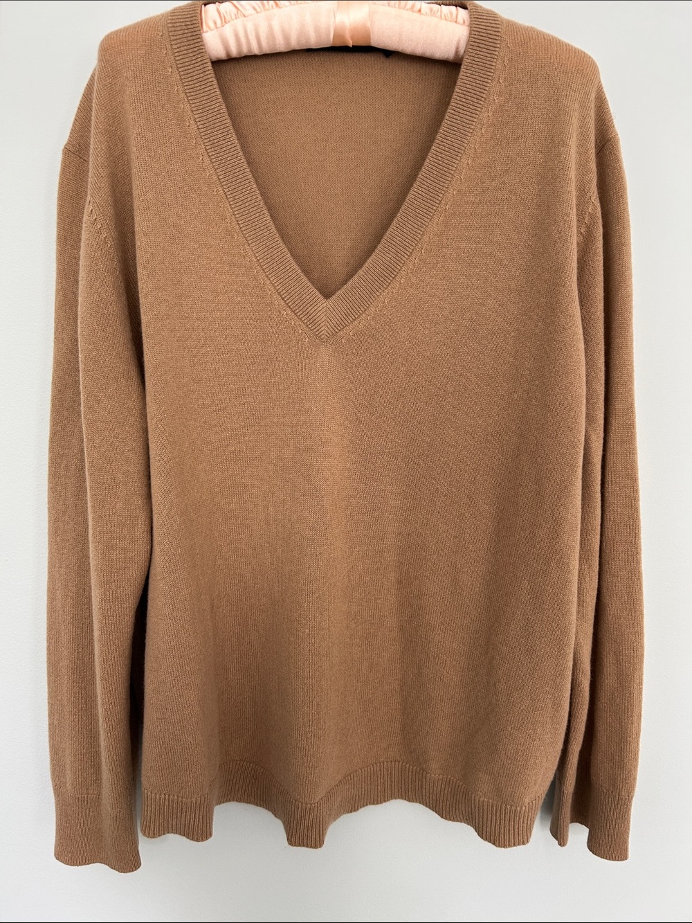 Jenni Kayne Camel V-Neck 100% Cashmere Sweater